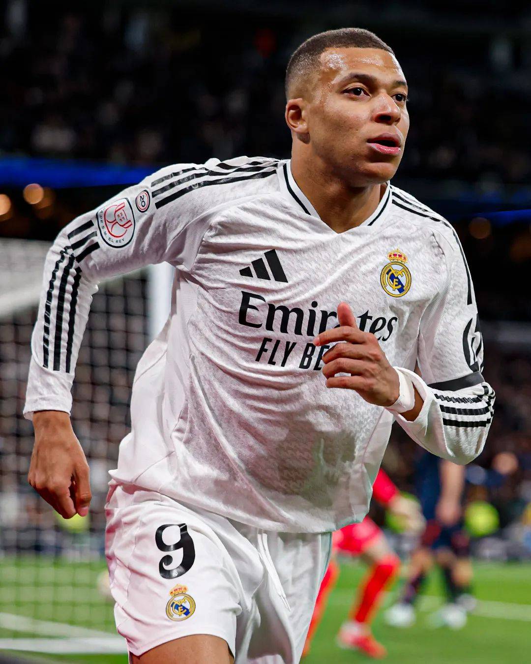 关于加时末段突围战来临，巴黎圣日耳曼围绕国王杯主帅复盘，话题不断，训练强度明显提升的信息