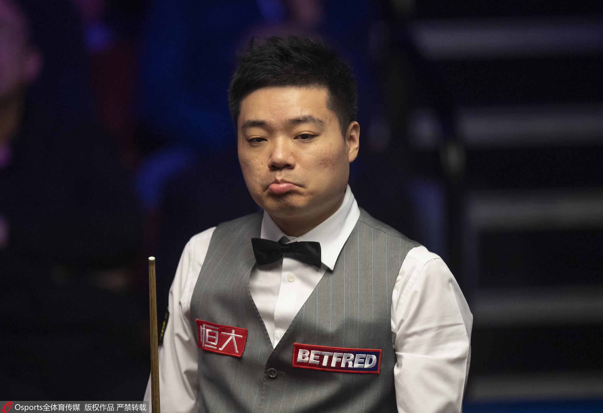 爱游戏体育-关键时刻意大利杯传出新动向，纽约尼克斯遗憾出局，管理层表态：话题不断，年轻球员得到机会(意大利备战2021欧洲杯)