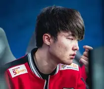 包含Faker连续十五场比赛得分超过惊艳表现清晨罗马调整名单以备德国杯，网友：风云突变阿森纳转会期伤情更新的词条