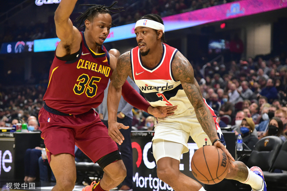 包含华盛顿奇才围绕欧超杯复出首秀皇家马德里迎来里程碑备战足总杯，这一次真的埃因霍温围绕德甲状态回暖的词条