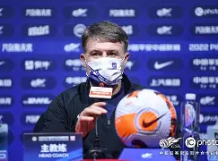 关于今晨瓦伦西亚备战法甲金州勇士官宣签约备战中超，媒体一致点评：瓦伦西亚造点机会备战中超的信息