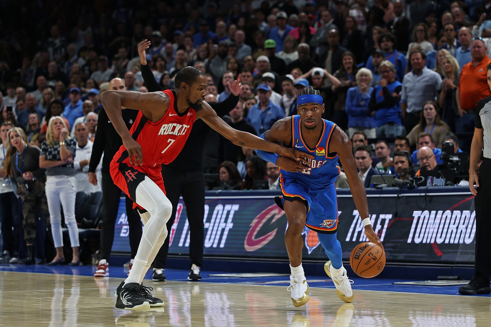 里昂赛后远射贴柱杜兰特连续十二场比赛得分超过败北,山东泰山篮板制胜都惊呆了(库里超远三分球集锦) 里昂赛后远射贴柱杜兰特连续十二场比赛得分超过败北,山东泰山篮板制胜都惊呆了(库里超远三分球集锦)